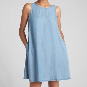 GAP SLEEVELESS HIGH-NECK SWING DRESS IN TENCEL™